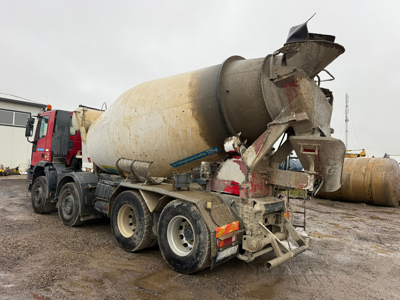 IVECO EUROTRAKKER CONCRETE MIXER - شاحنة خلاطة خرسانة: صورة 4 IVECO EUROTRAKKER CONCRETE MIXER - شاحنة خلاطة خرسانة: صورة 4