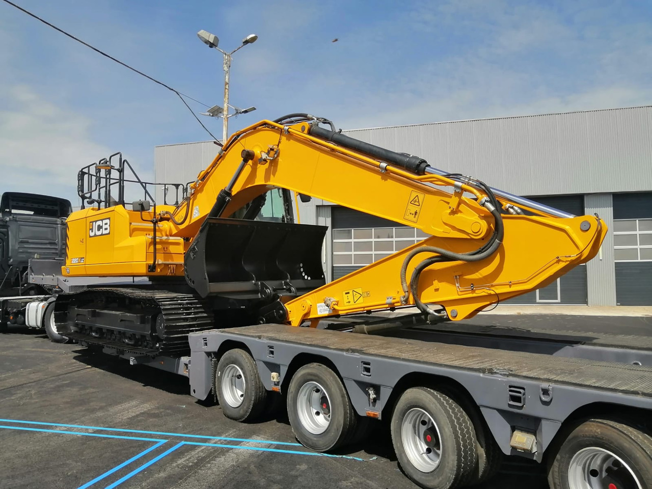 JCB 220X LC, AC, EXCAVATOR TOP !!! - حفار زاحف: صورة 2 JCB 220X LC, AC, EXCAVATOR TOP !!! - حفار زاحف: صورة 2