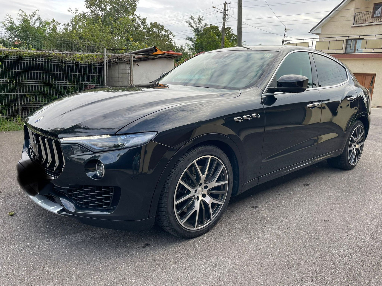 MASERATI LEVANTE 4X4 - سيارة دفع رباعي: صورة 1 MASERATI LEVANTE 4X4 - سيارة دفع رباعي: صورة 1