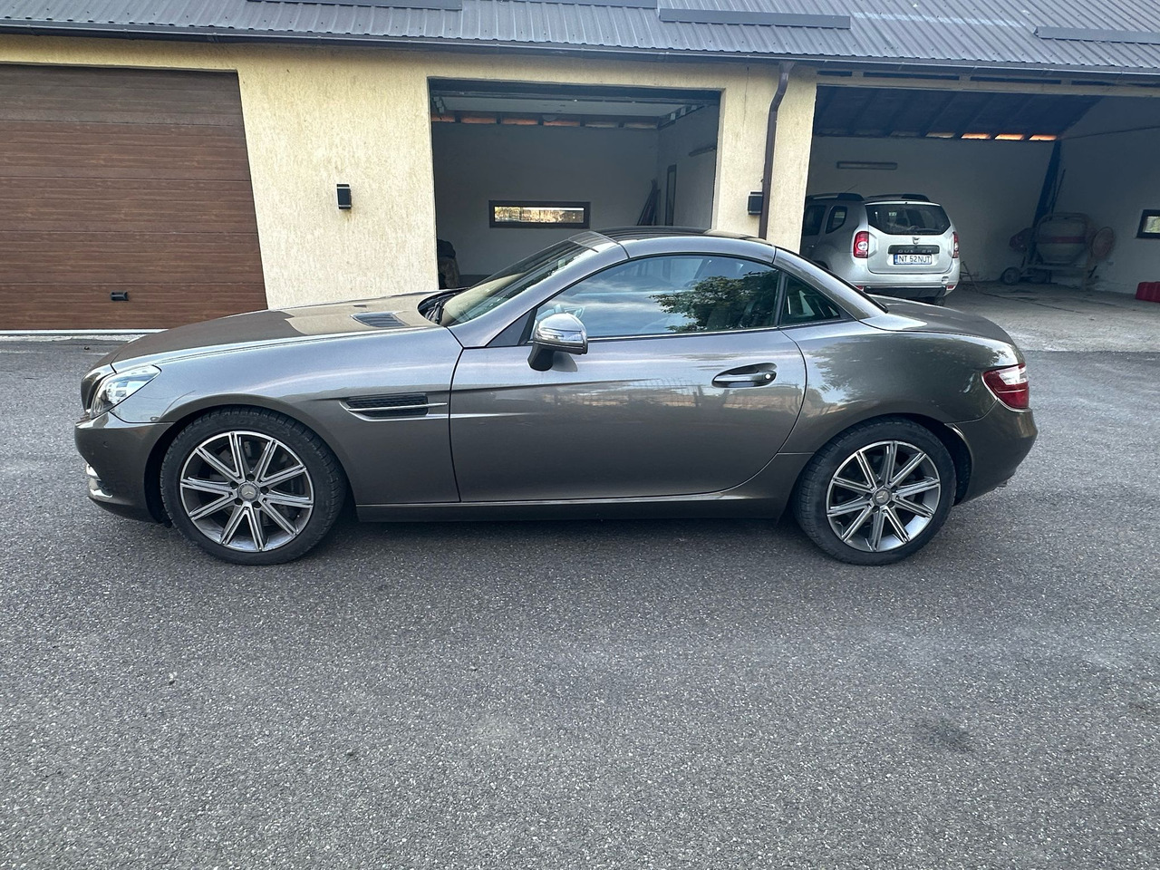 MERCEDES BENZ SLK - سيارة: صورة 5 MERCEDES BENZ SLK - سيارة: صورة 5