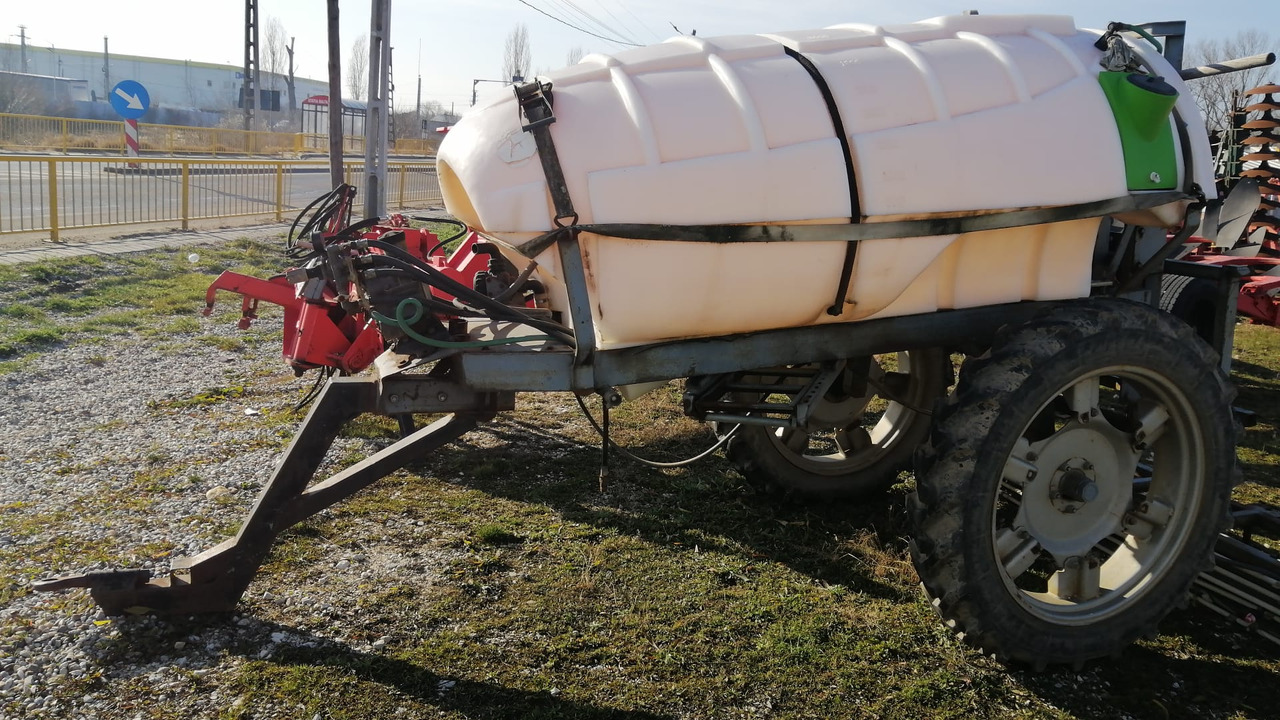 MET Wirax Sprayer 2000 - رشاش مسحوب: صورة 5 MET Wirax Sprayer 2000 - رشاش مسحوب: صورة 5