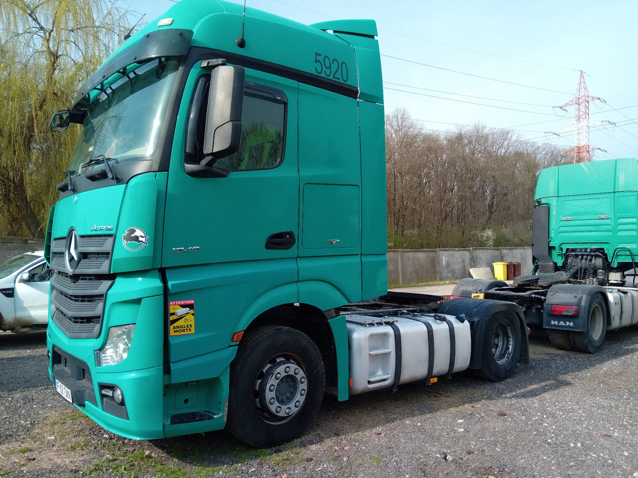 Mercedes-Benz Actros 18.45 - مقطورة السحب: صورة 3 Mercedes-Benz Actros 18.45 - مقطورة السحب: صورة 3