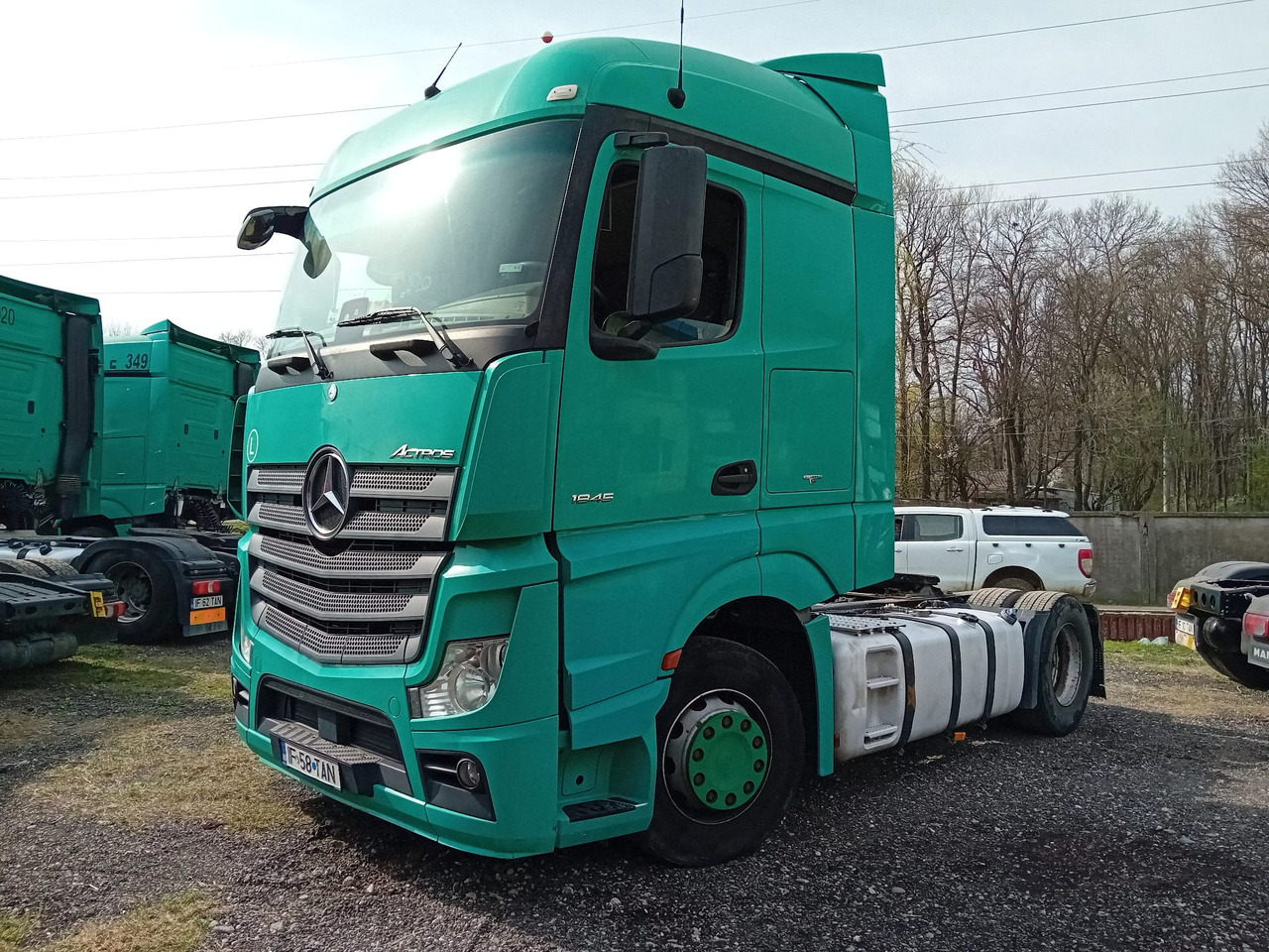 Mercedes-Benz Actros 18.45 - مقطورة السحب: صورة 1 Mercedes-Benz Actros 18.45 - مقطورة السحب: صورة 1