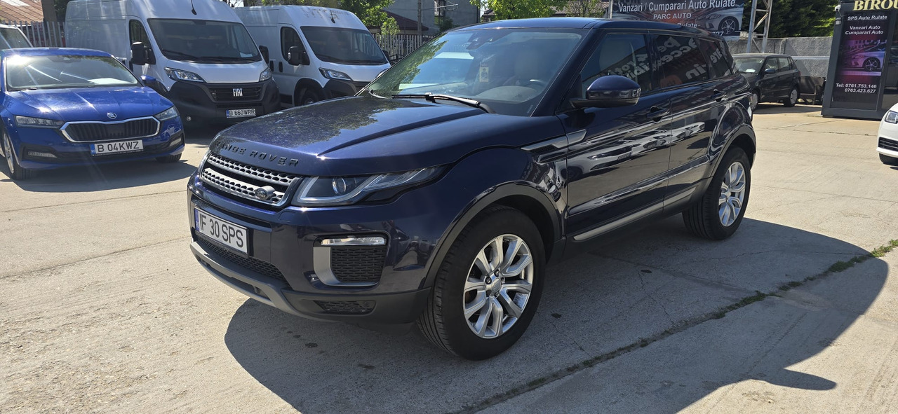 Range Rover Evoque - سيارة دفع رباعي: صورة 1 Range Rover Evoque - سيارة دفع رباعي: صورة 1