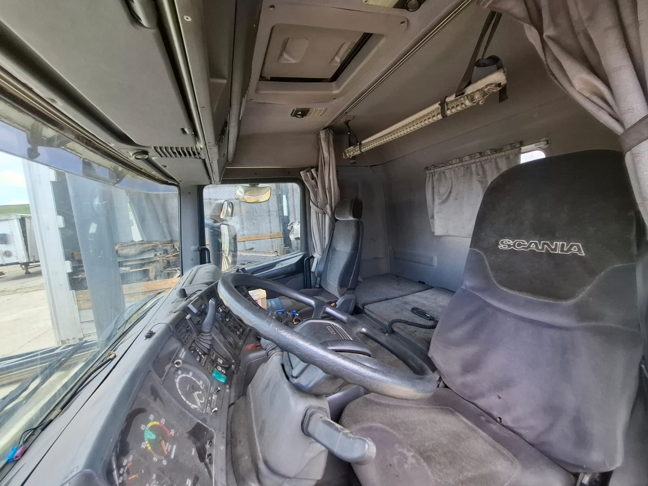 Scania B 6X2 - رأس تريلا: صورة 3 Scania B 6X2 - رأس تريلا: صورة 3