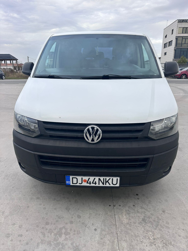 Volkswagen Transporter - سيارة: صورة 3 Volkswagen Transporter - سيارة: صورة 3