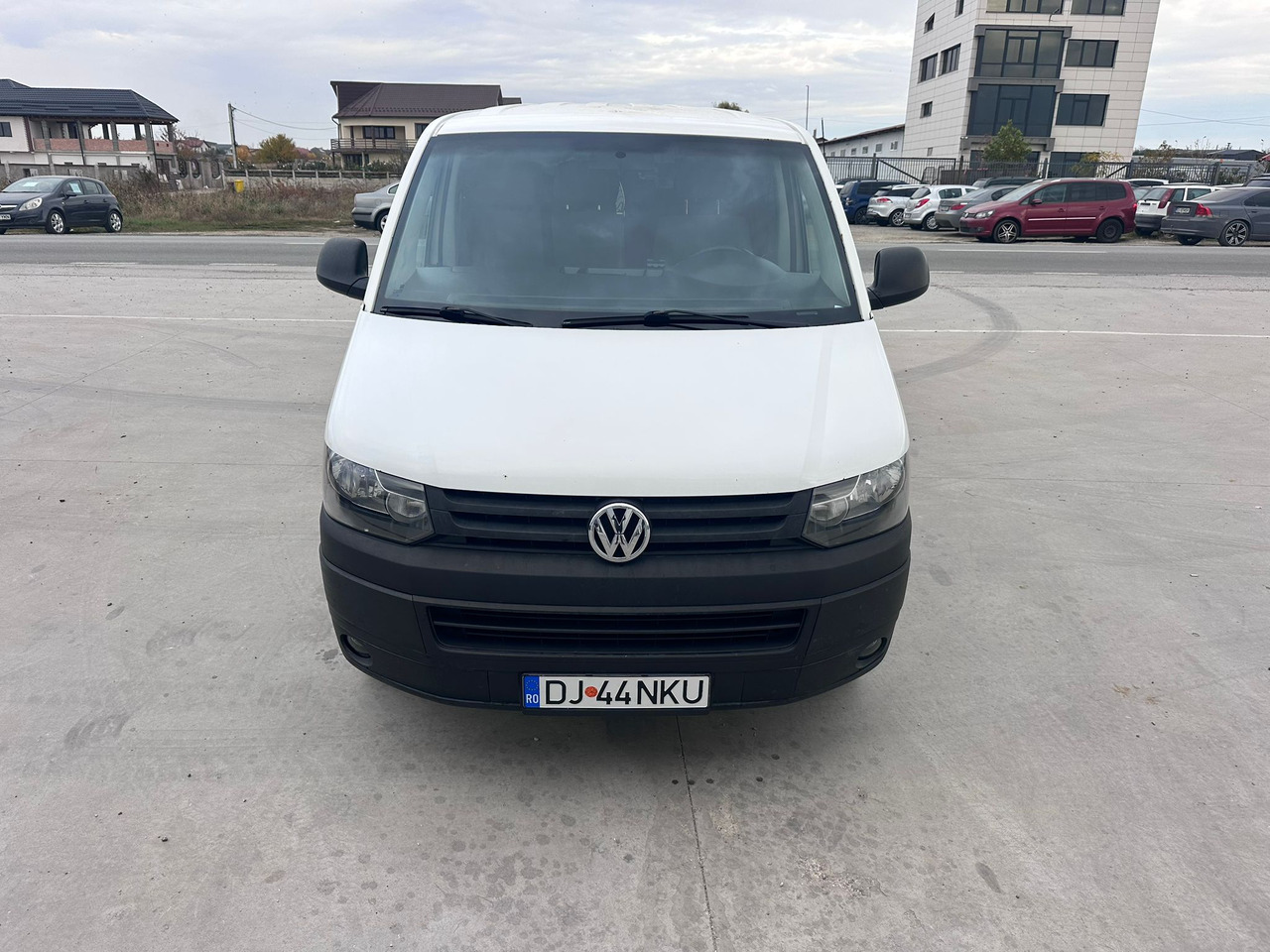 Volkswagen Transporter - سيارة: صورة 4 Volkswagen Transporter - سيارة: صورة 4