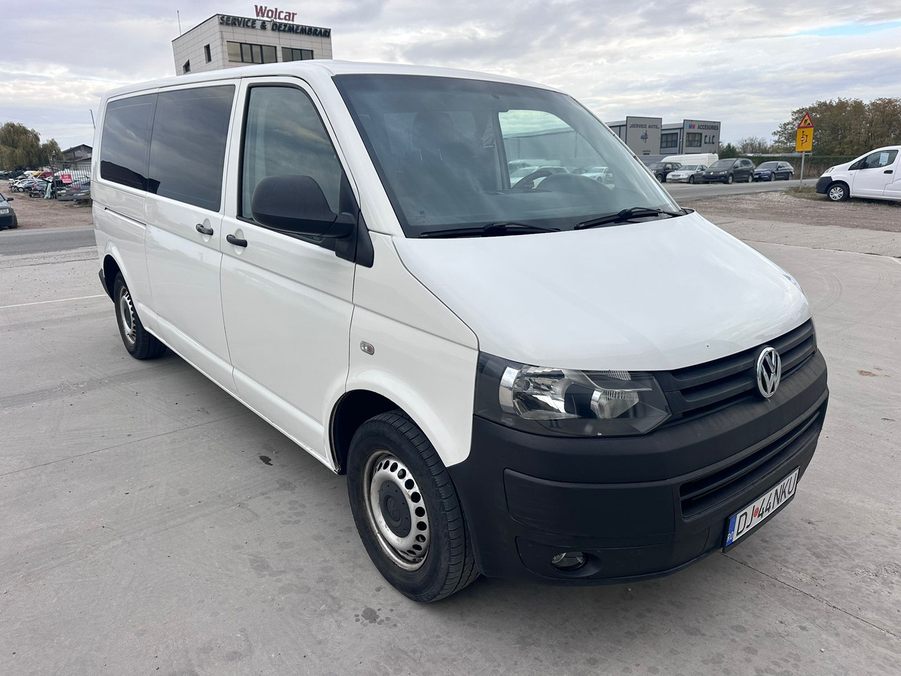 Volkswagen Transporter - سيارة: صورة 2 Volkswagen Transporter - سيارة: صورة 2