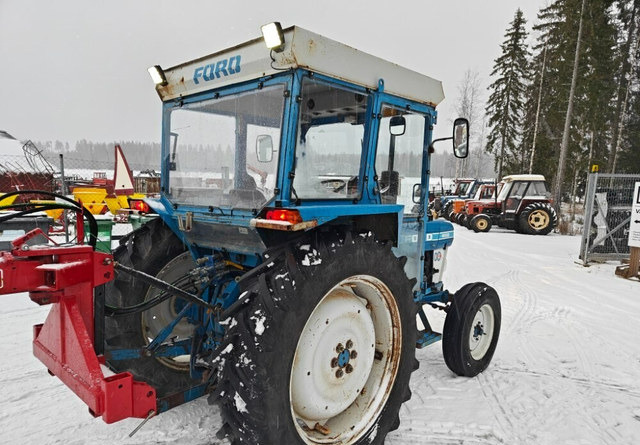 Ford 4110 traktori - Katso video! - جرار: صورة 4 Ford 4110 traktori - Katso video! - جرار: صورة 4
