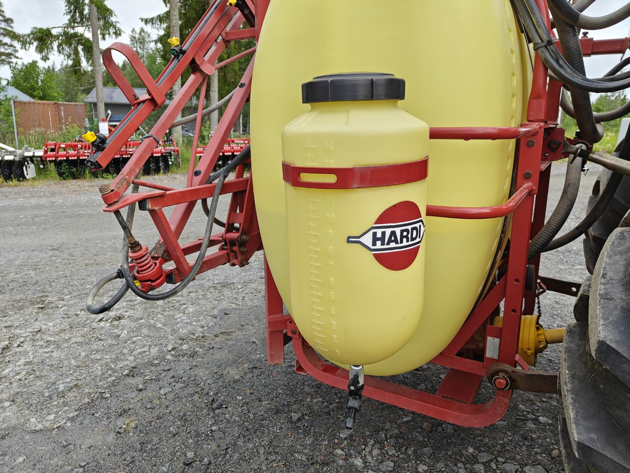 HARDI NK 800L/12M kasvinsuojeluruisku - juuri leimattu - رشاش: صورة 4 HARDI NK 800L/12M kasvinsuojeluruisku - juuri leimattu - رشاش: صورة 4