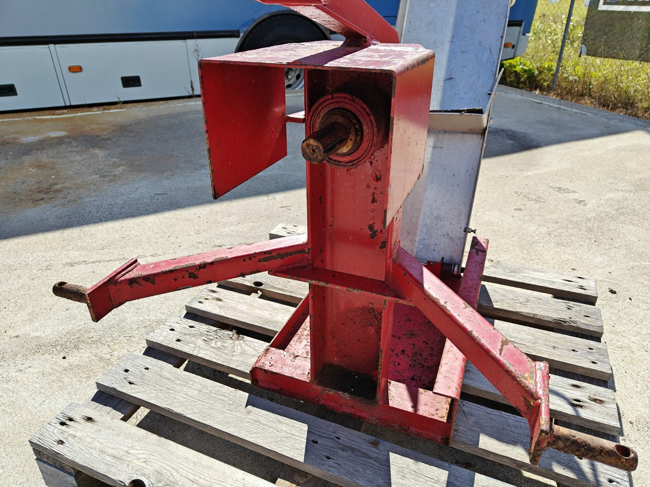 Halkaisukaira traktoriin - آلة تقطيع الخشب: صورة 4 Halkaisukaira traktoriin - آلة تقطيع الخشب: صورة 4