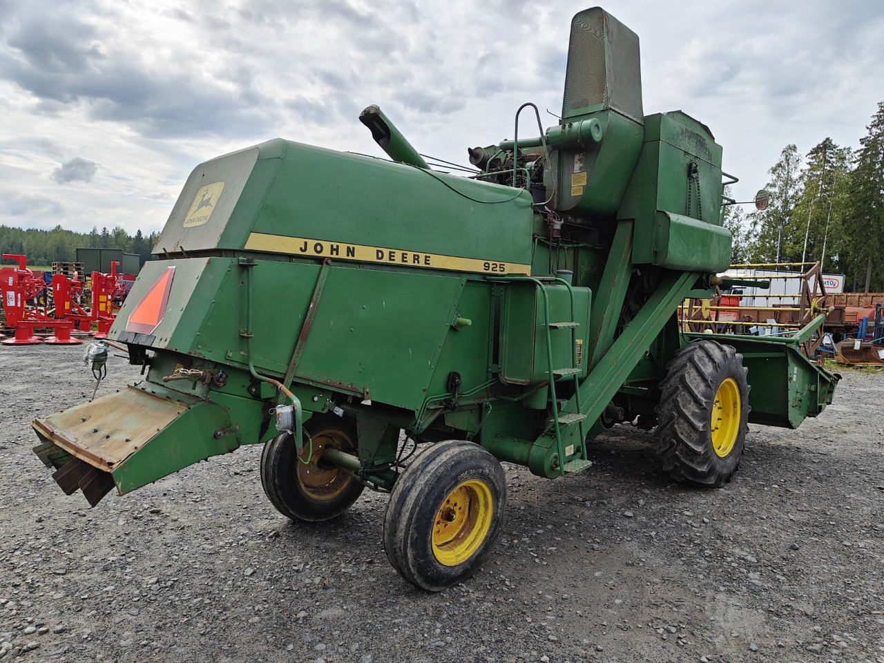 JOHN DEERE 925 leikkuupuimuri - حصادة: صورة 4 JOHN DEERE 925 leikkuupuimuri - حصادة: صورة 4