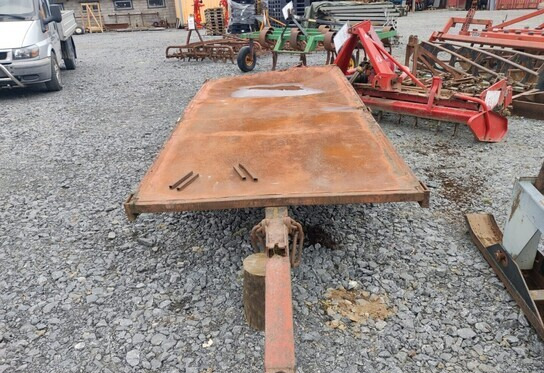 Metsäreki - 300cm x 150cm kuormatilalla - مقطورة الغابات: صورة 2 Metsäreki - 300cm x 150cm kuormatilalla - مقطورة الغابات: صورة 2