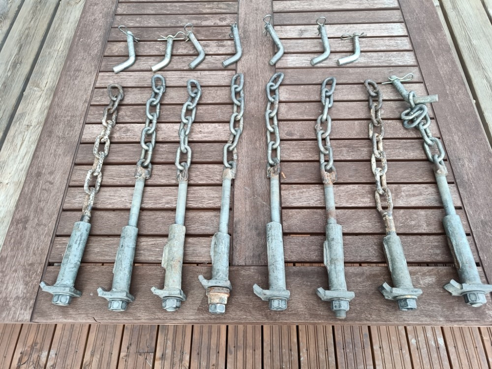 Paripyörät 16.9x38 Raju liukukaulusvanteilla - إطارات - جرار: صورة 5 Paripyörät 16.9x38 Raju liukukaulusvanteilla - إطارات - جرار: صورة 5