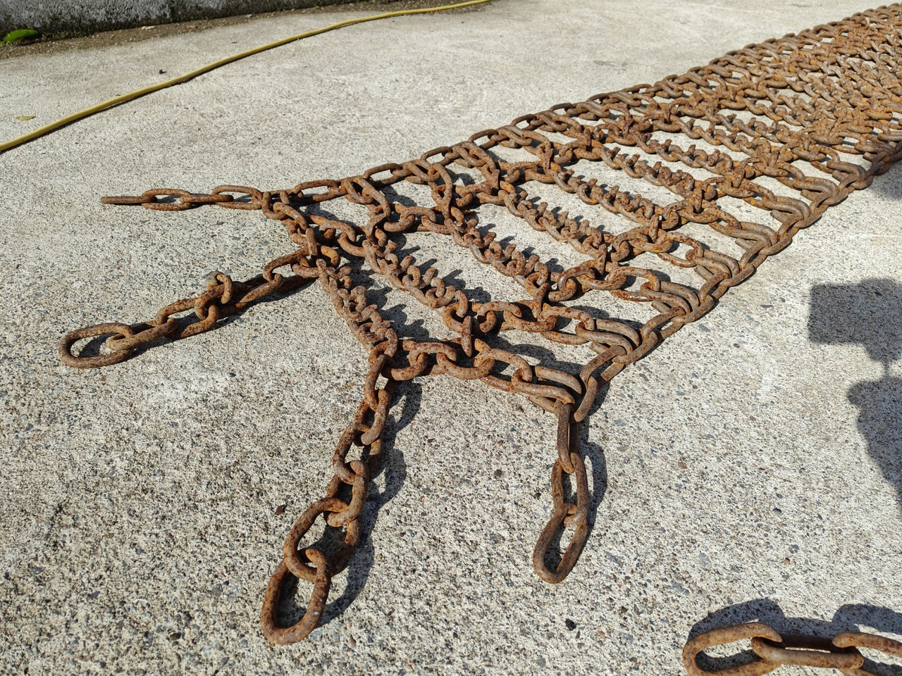 Piikkiketjut 12.4x38 traktoriin - آلات زراعية: صورة 4 Piikkiketjut 12.4x38 traktoriin - آلات زراعية: صورة 4