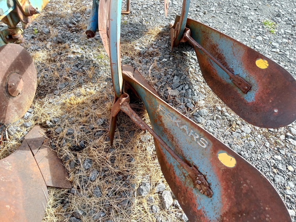 محراث Sarka-aura Fiskars 3-siipinen Automaattilaukaisu, kiekkoleikkurit: صورة 8 محراث Sarka-aura Fiskars 3-siipinen Automaattilaukaisu, kiekkoleikkurit: صورة 8