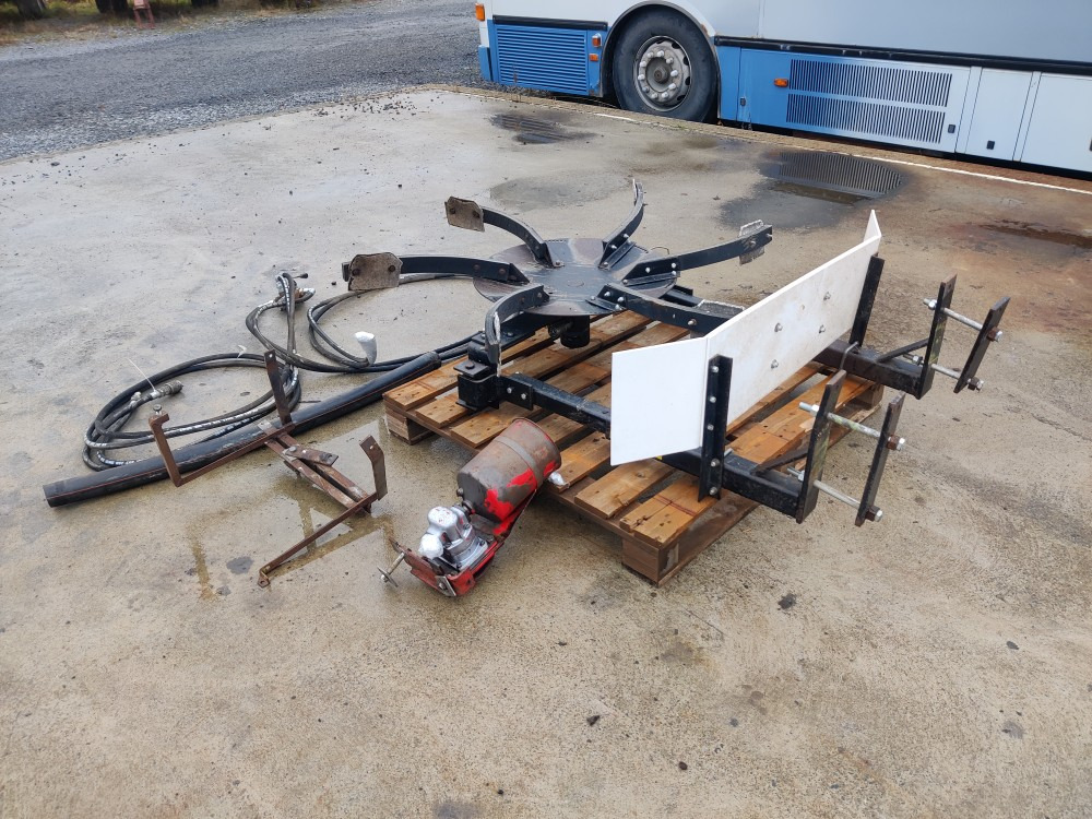 Spreader Inc Ruumeenlevitin - ملحقات حصادات: صورة 3 Spreader Inc Ruumeenlevitin - ملحقات حصادات: صورة 3