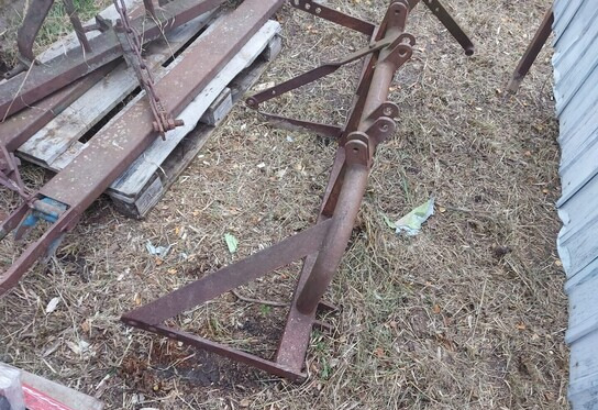 Syrjäkyntölaite traktoriin - محراث: صورة 3 Syrjäkyntölaite traktoriin - محراث: صورة 3