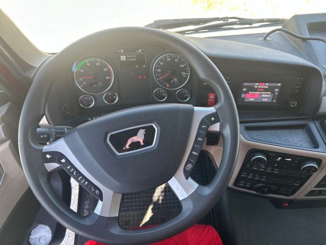 MAN TGX 26.470 6X2-4 BL tandem - شاحنة ذات ستائر جانبية: صورة 4 MAN TGX 26.470 6X2-4 BL tandem - شاحنة ذات ستائر جانبية: صورة 4