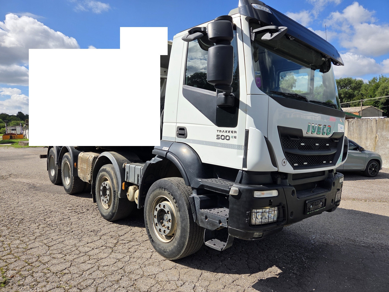 IVECO  - شاحنة بهيكل معدني للمقصورة: صورة 3 IVECO  - شاحنة بهيكل معدني للمقصورة: صورة 3