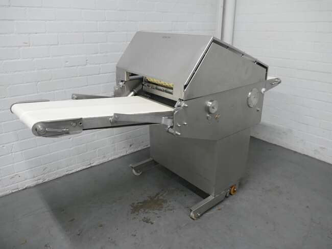 Townsend derinding machine 9000 - آلة الغذاء: صورة 3 Townsend derinding machine 9000 - آلة الغذاء: صورة 3