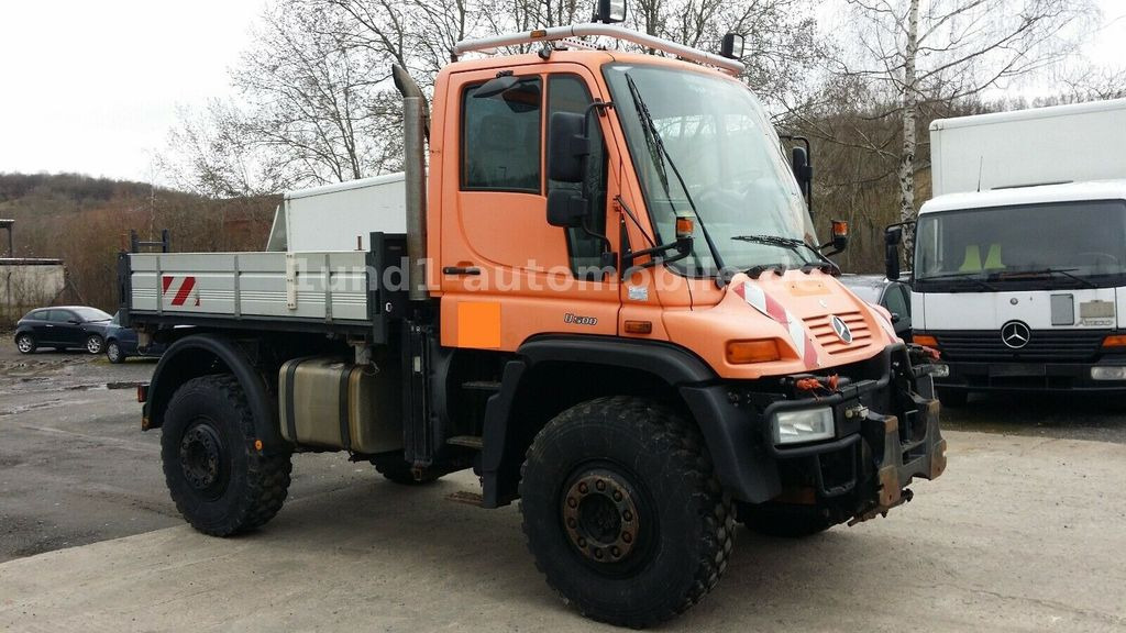 Mercedes-Benz Unimog U 500 Kipper Kommunalhydraulik U 300 400 U 500 Kipper Kommunalhydraulik U 300 400 - سيارة خدمات/ سيارة خاصة: صورة 2 Mercedes-Benz Unimog U 500 Kipper Kommunalhydraulik U 300 400 U 500 Kipper Kommunalhydraulik U 300 400 - سيارة خدمات/ سيارة خاصة: صورة 2