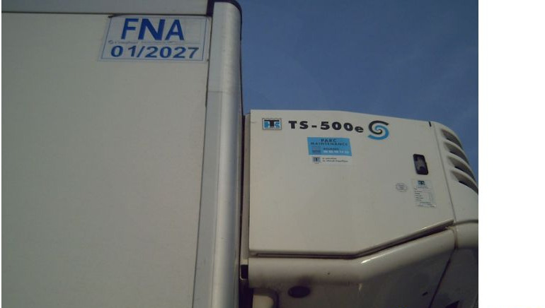 Iveco EUROCARGOeurocargo 160e25 - شاحنة متساوية الحرارة: صورة 5 Iveco EUROCARGOeurocargo 160e25 - شاحنة متساوية الحرارة: صورة 5