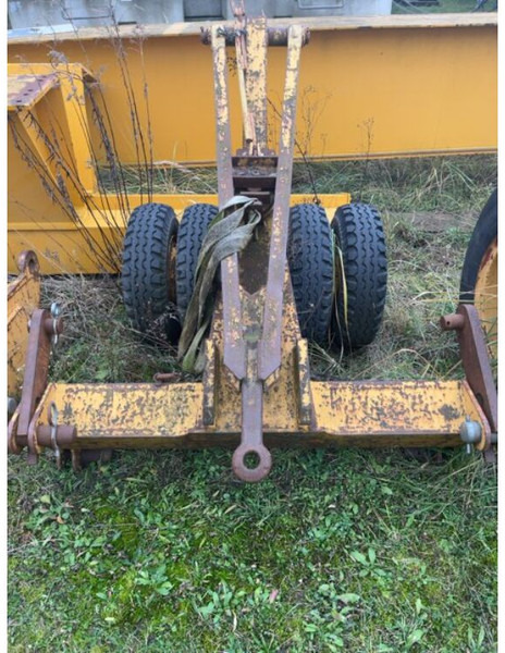 Liebherr 32K/35K/50K/63K axels + adapters - رافعة برجية: صورة 1 Liebherr 32K/35K/50K/63K axels + adapters - رافعة برجية: صورة 1