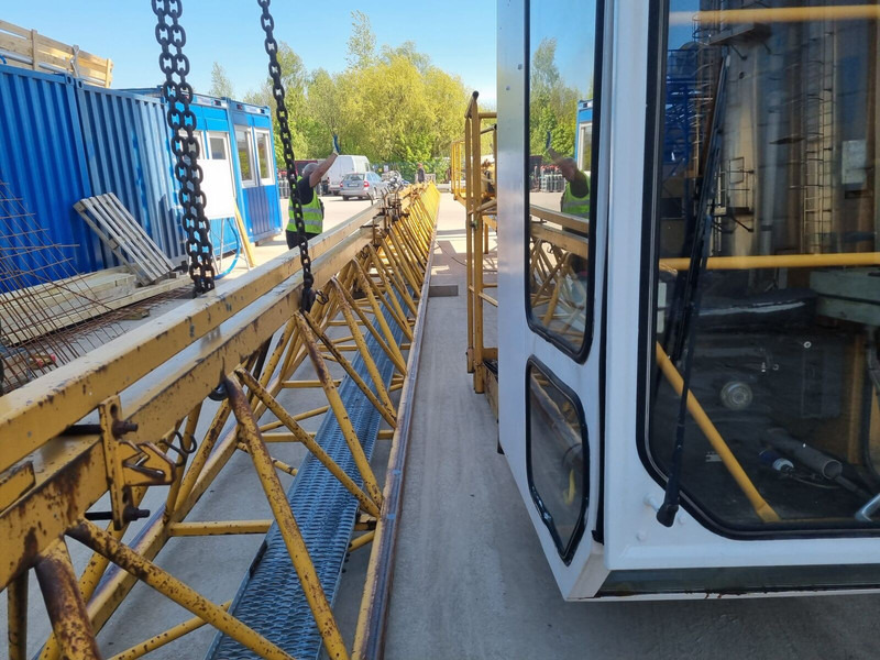 Liebherr 71/78EC - رافعة برجية: صورة 1 Liebherr 71/78EC - رافعة برجية: صورة 1