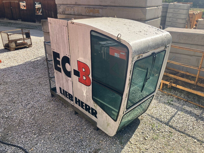 Liebherr 71/90/110/130 EC-B - الكابينة والداخلية: صورة 3 Liebherr 71/90/110/130 EC-B - الكابينة والداخلية: صورة 3
