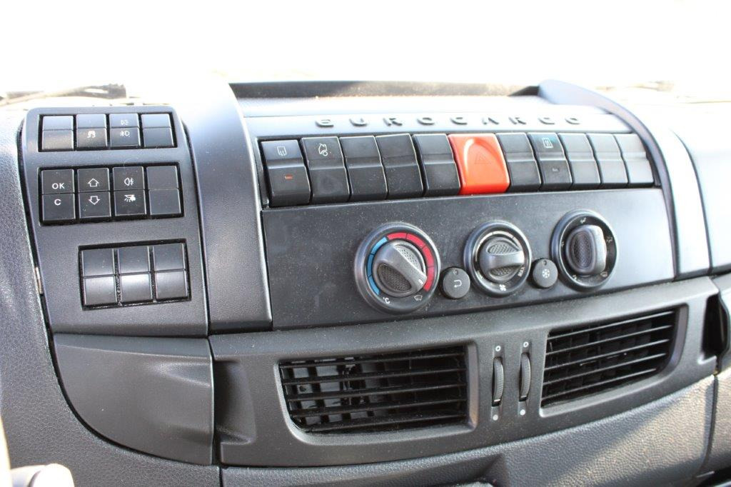 شاحنة ذات ستائر جانبية Iveco Eurocargo 120E25: صورة 9 شاحنة ذات ستائر جانبية Iveco Eurocargo 120E25: صورة 9