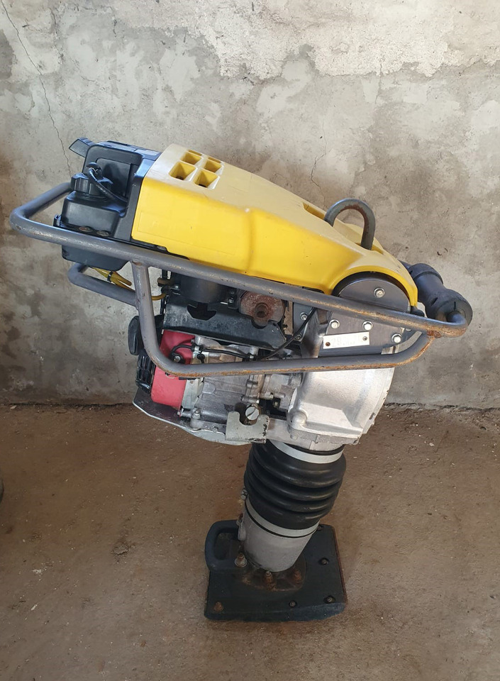 ATLAS Copco LT7000 - آلة الدك: صورة 2 ATLAS Copco LT7000 - آلة الدك: صورة 2