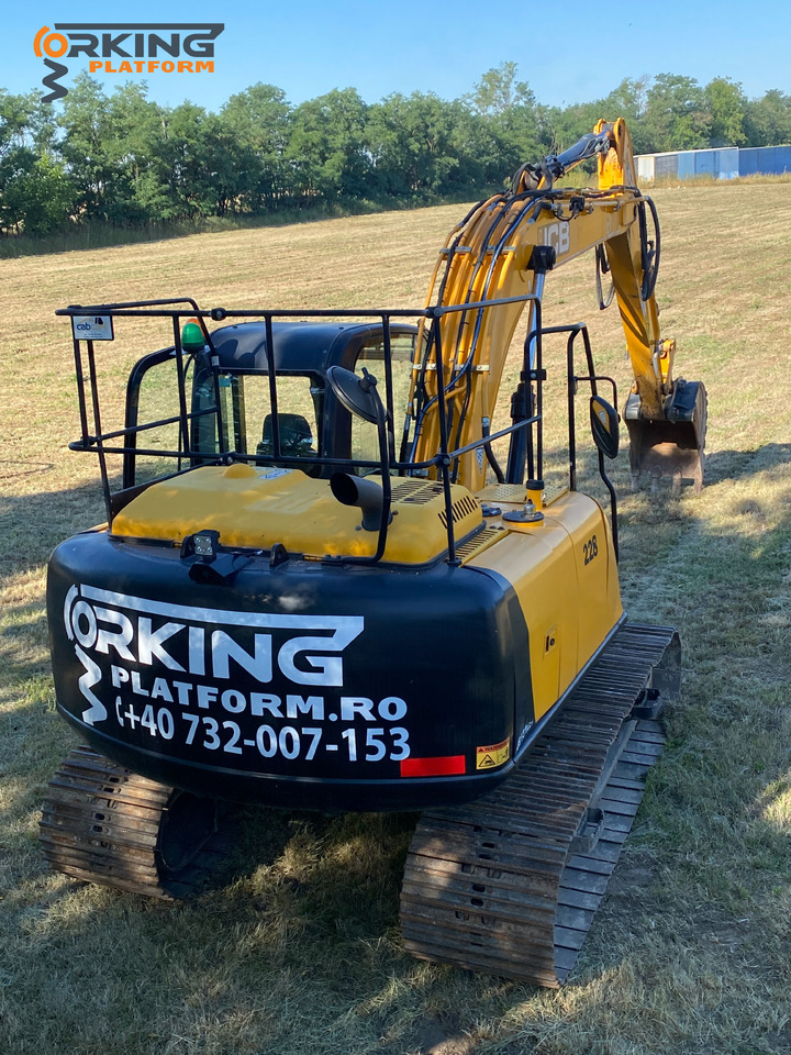 JCB JS131LC - حفّار: صورة 5 JCB JS131LC - حفّار: صورة 5