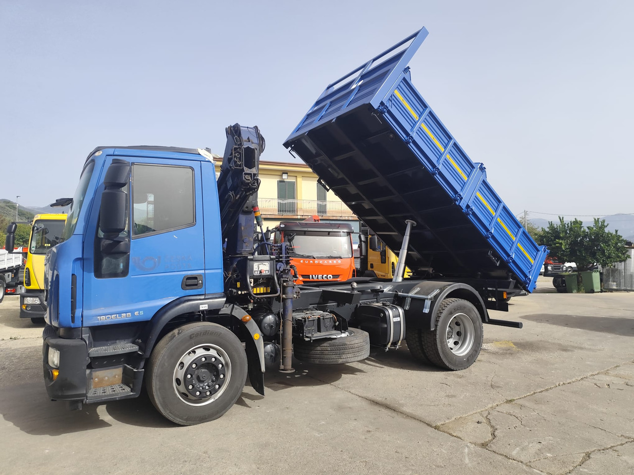 IVECO EUROCARGO 190EL28 - شاحنة كرين, شاحنة قلاب: صورة 4 IVECO EUROCARGO 190EL28 - شاحنة كرين, شاحنة قلاب: صورة 4
