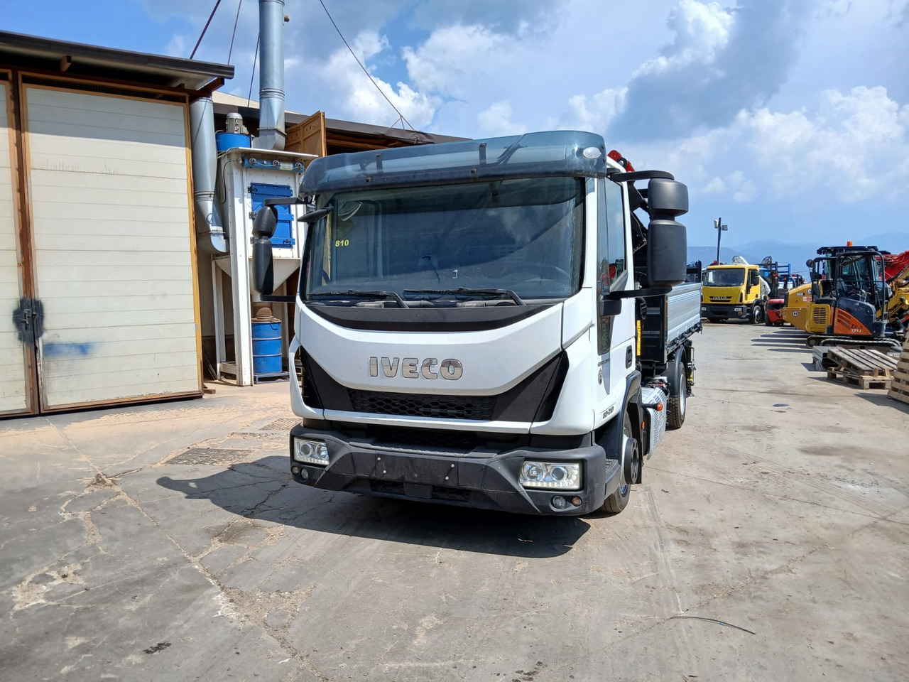 شاحنة كرين, شاحنة قلاب IVECO EUROCARGO 80-210: صورة 13