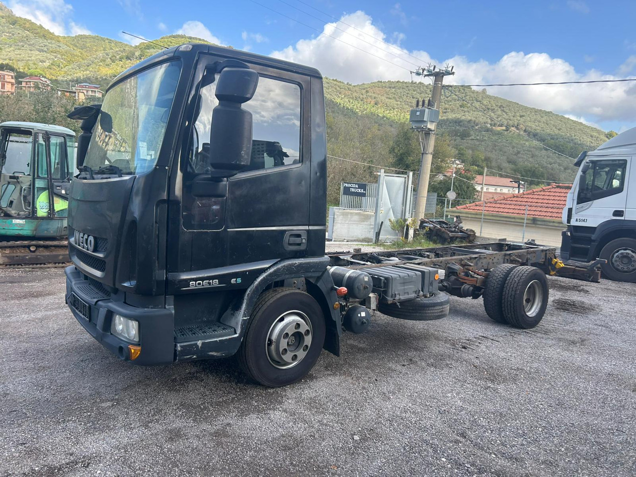IVECO EUROCARGO 80E18 - شاحنات مسطحة, شاحنة قلاب: صورة 4 IVECO EUROCARGO 80E18 - شاحنات مسطحة, شاحنة قلاب: صورة 4