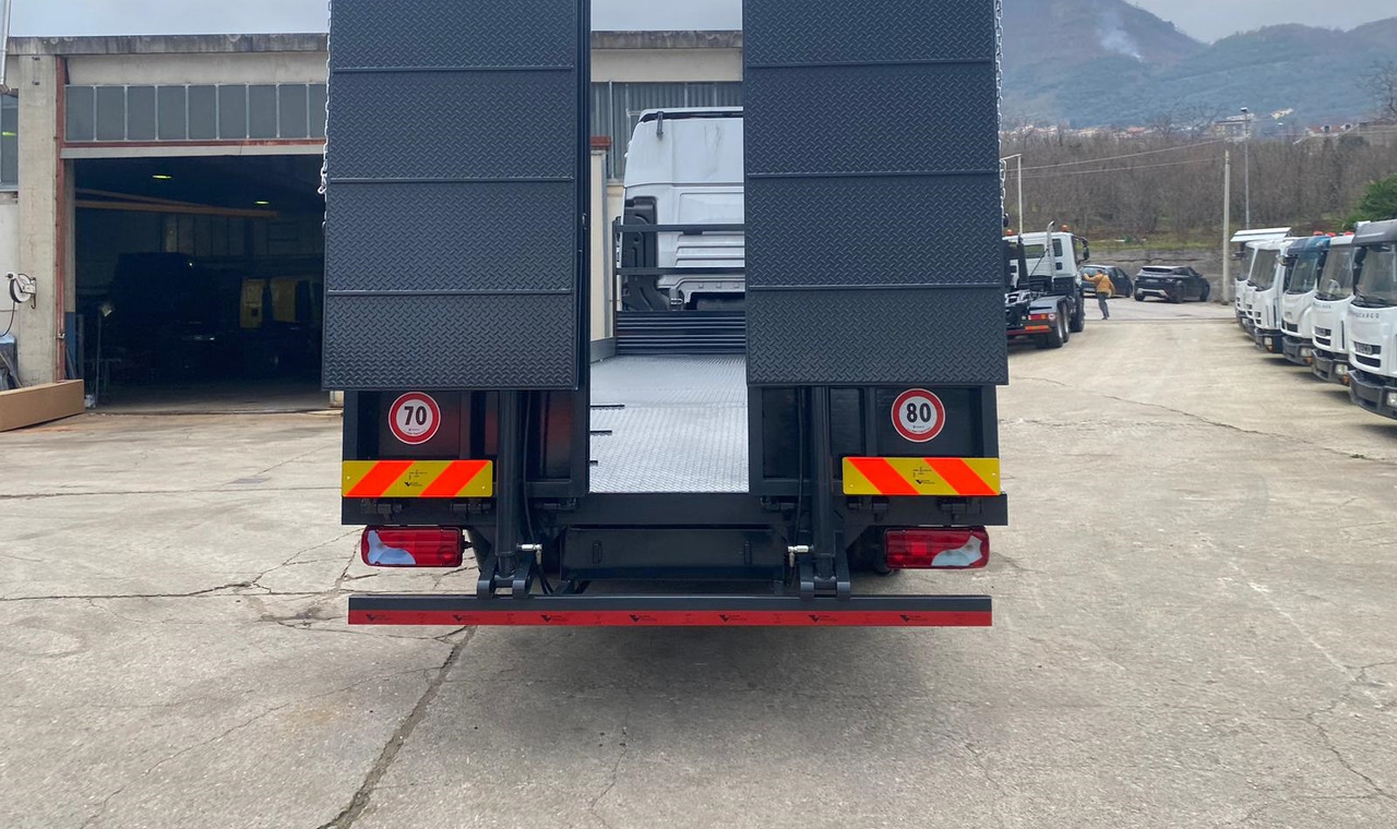 IVECO S-WAY AS260S48 Y - شاحنات مسطحة: صورة 2 IVECO S-WAY AS260S48 Y - شاحنات مسطحة: صورة 2