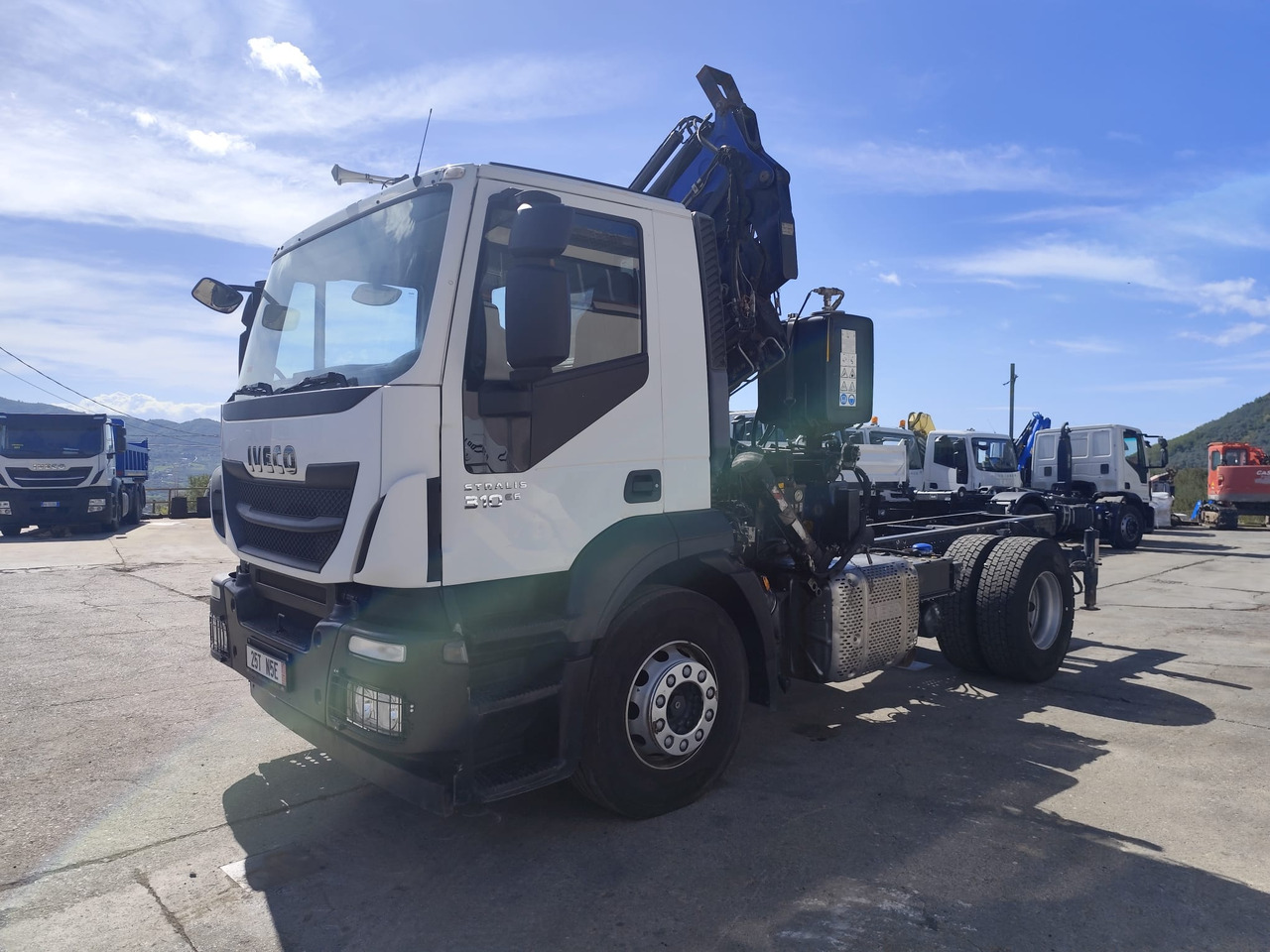 IVECO STRALIS 190S31 - شاحنة كرين: صورة 1 IVECO STRALIS 190S31 - شاحنة كرين: صورة 1