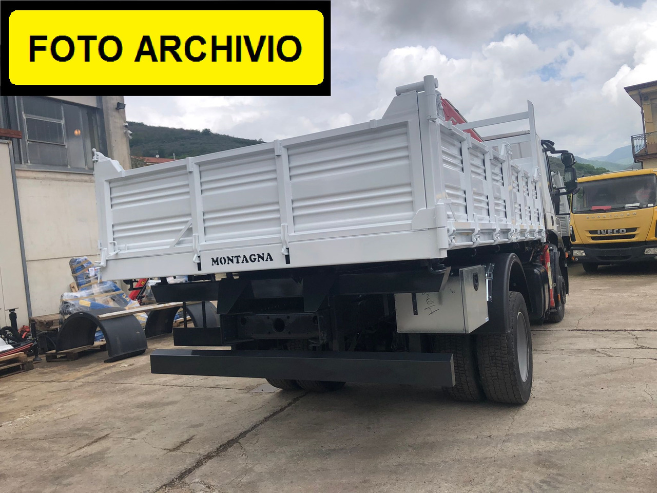 IVECO STRALIS 190S31 - شاحنة كرين: صورة 2 IVECO STRALIS 190S31 - شاحنة كرين: صورة 2