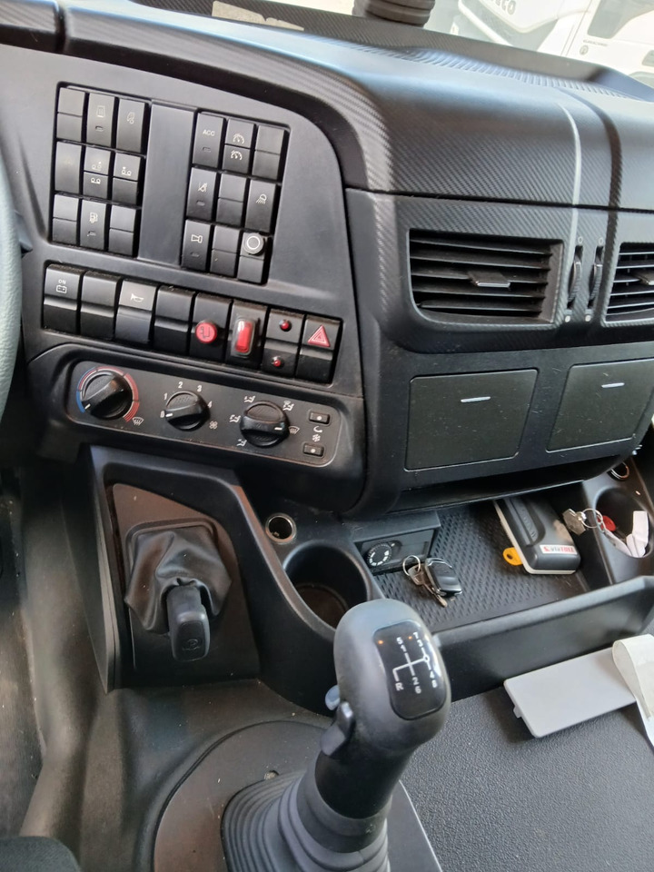 IVECO STRALIS AD 260S31 Y/P - شاحنة برافعة خطافية: صورة 5 IVECO STRALIS AD 260S31 Y/P - شاحنة برافعة خطافية: صورة 5