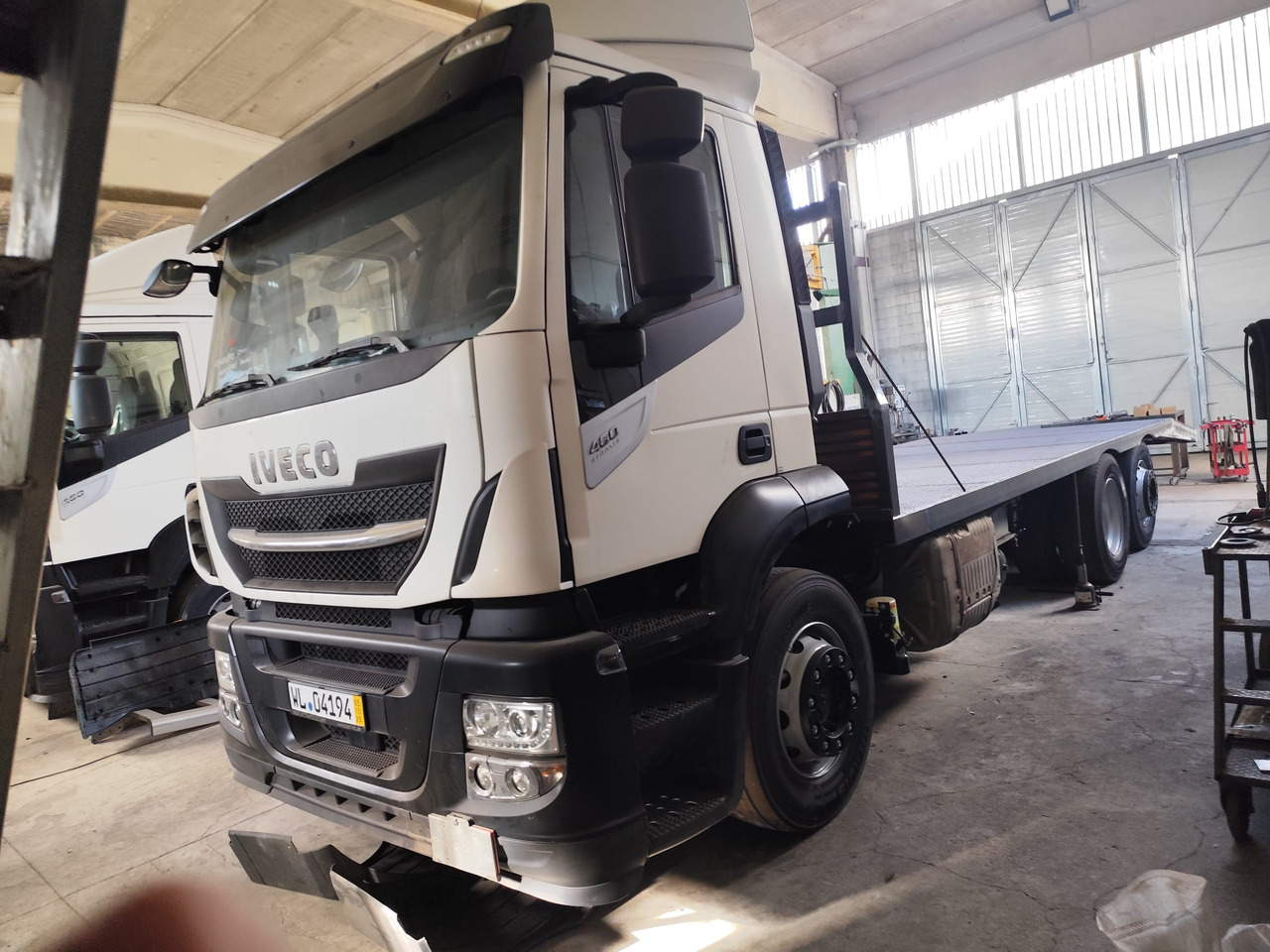 IVECO STRALIS AS 260S46 - شاحنات مسطحة: صورة 1 IVECO STRALIS AS 260S46 - شاحنات مسطحة: صورة 1