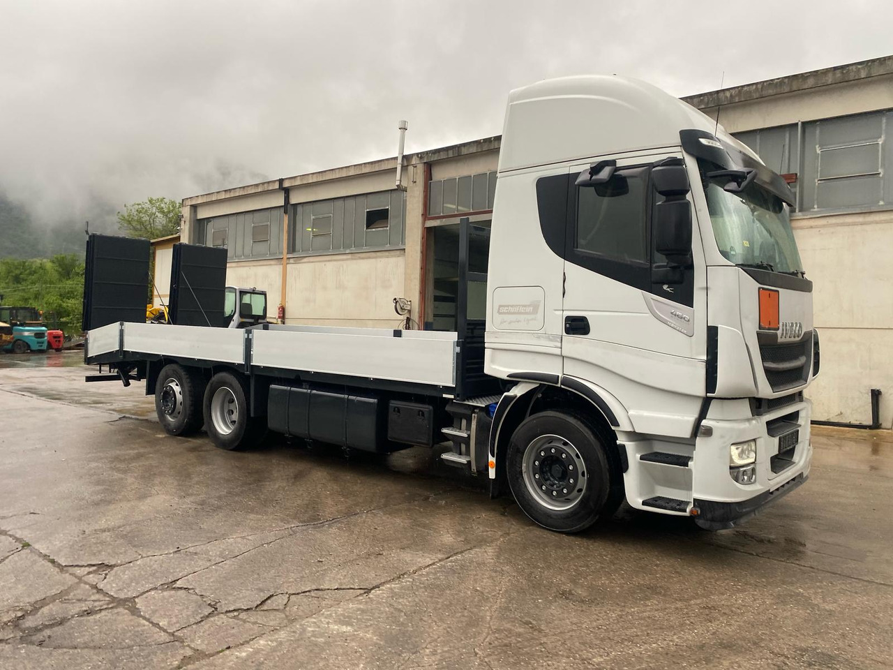 شاحنات مسطحة IVECO STRALIS AS 260S46: صورة 22