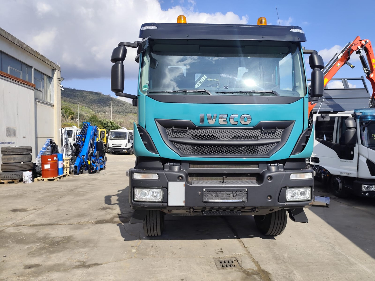 IVECO TRAKKER 190T41 - شاحنة كرين: صورة 3 IVECO TRAKKER 190T41 - شاحنة كرين: صورة 3