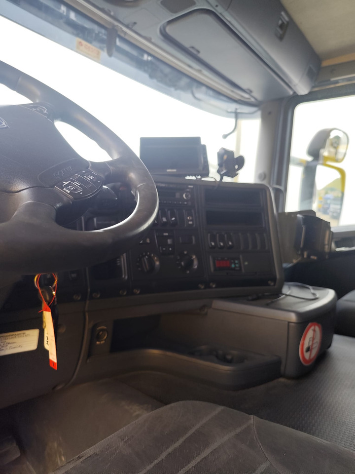 SCANIA G450 - شاحنة بهيكل معدني للمقصورة: صورة 4 SCANIA G450 - شاحنة بهيكل معدني للمقصورة: صورة 4