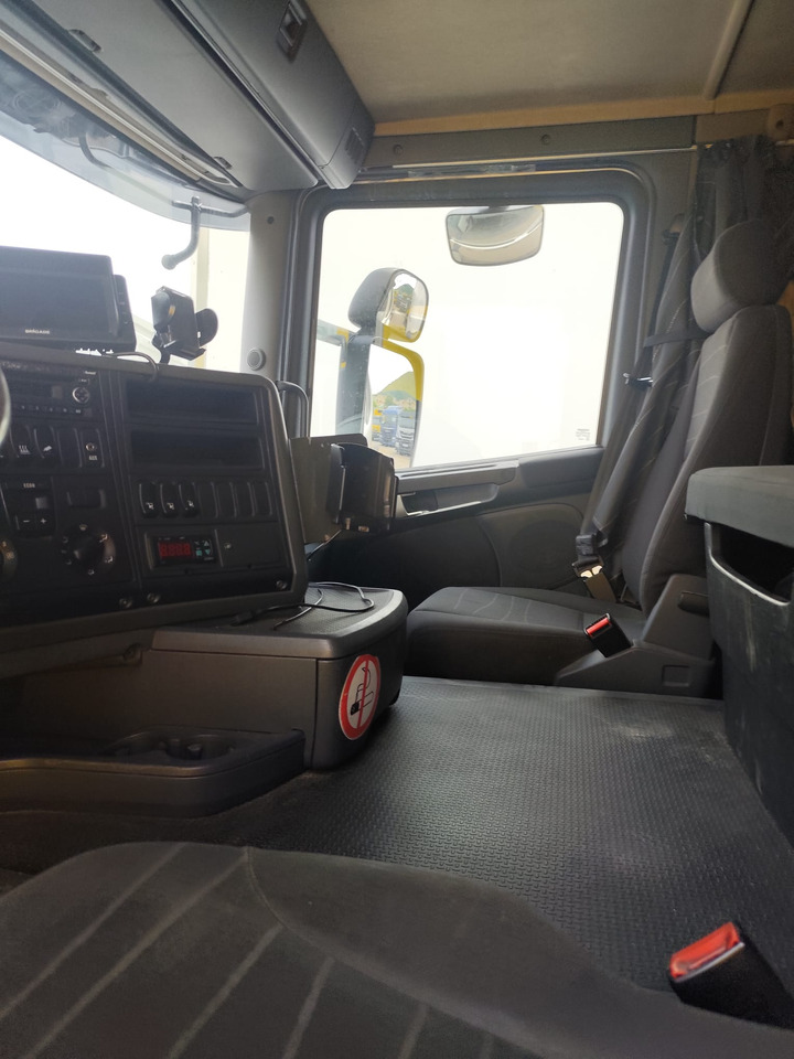 SCANIA G450 - شاحنة بهيكل معدني للمقصورة: صورة 3 SCANIA G450 - شاحنة بهيكل معدني للمقصورة: صورة 3