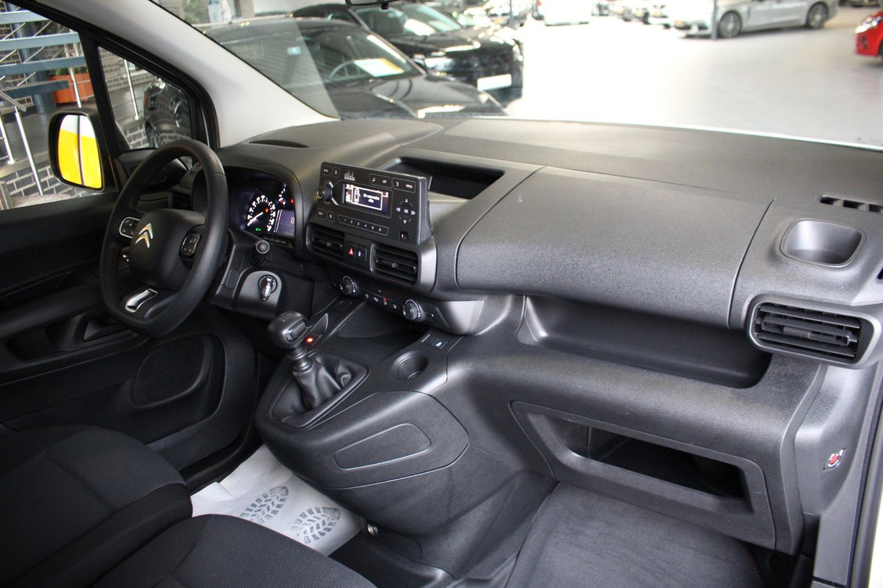 فان المدمجة Citroën Berlingo Kasten Club XL/L2 EHZ 3-Sitzer AHK: صورة 7