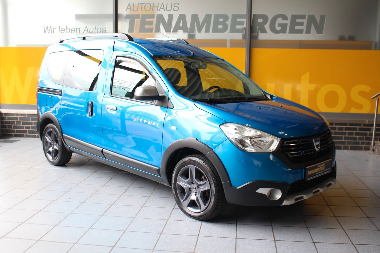 Dacia Dokker Stepway Celebration Navi Bluetooth AHK - ميكروباص: صورة 1 Dacia Dokker Stepway Celebration Navi Bluetooth AHK - ميكروباص: صورة 1