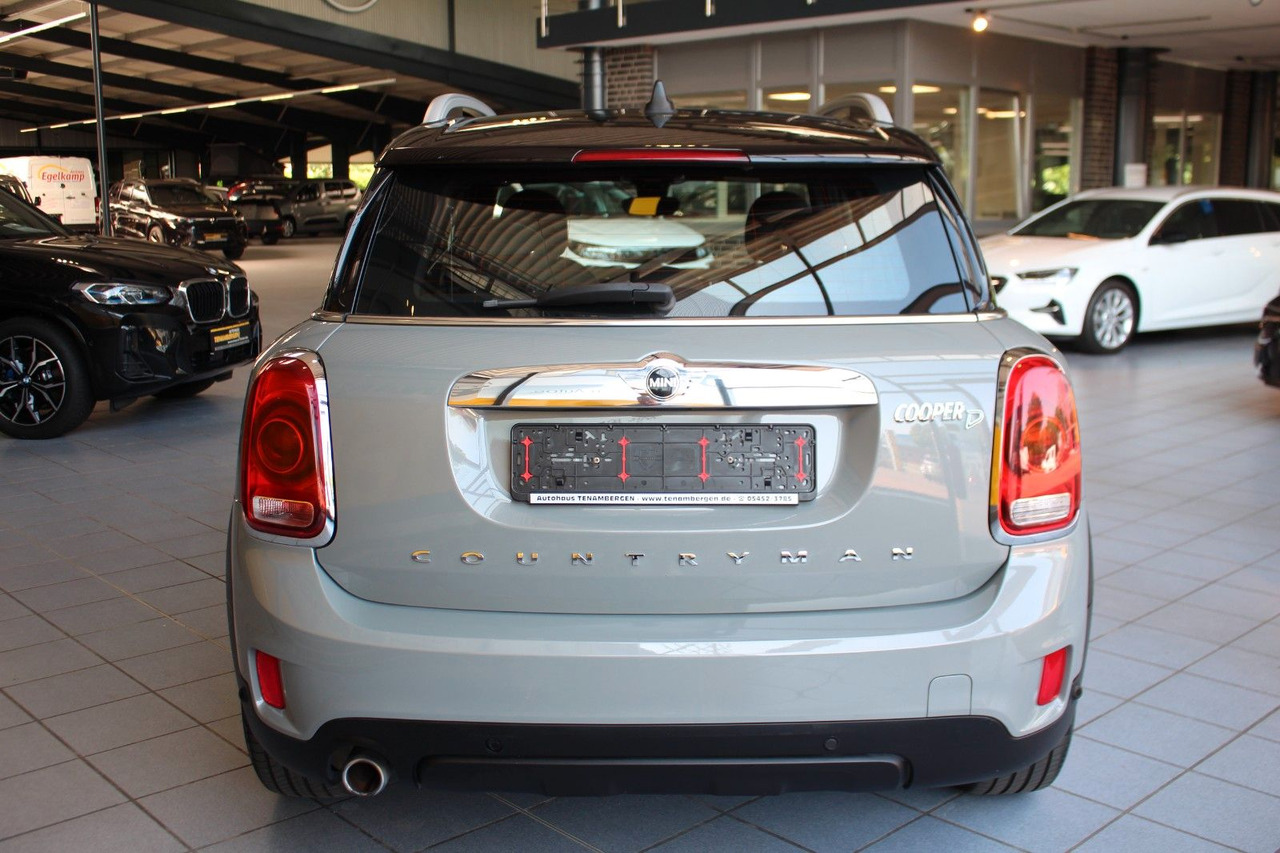 MINI Cooper D Countryman Pepper Navi Klimaaut. PDC - سيارة: صورة 5 MINI Cooper D Countryman Pepper Navi Klimaaut. PDC - سيارة: صورة 5