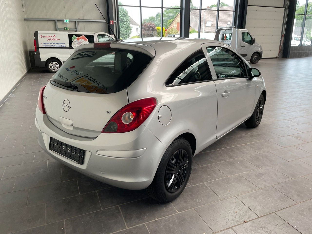 Opel Corsa D Edition Tüv Neu - سيارة: صورة 3 Opel Corsa D Edition Tüv Neu - سيارة: صورة 3