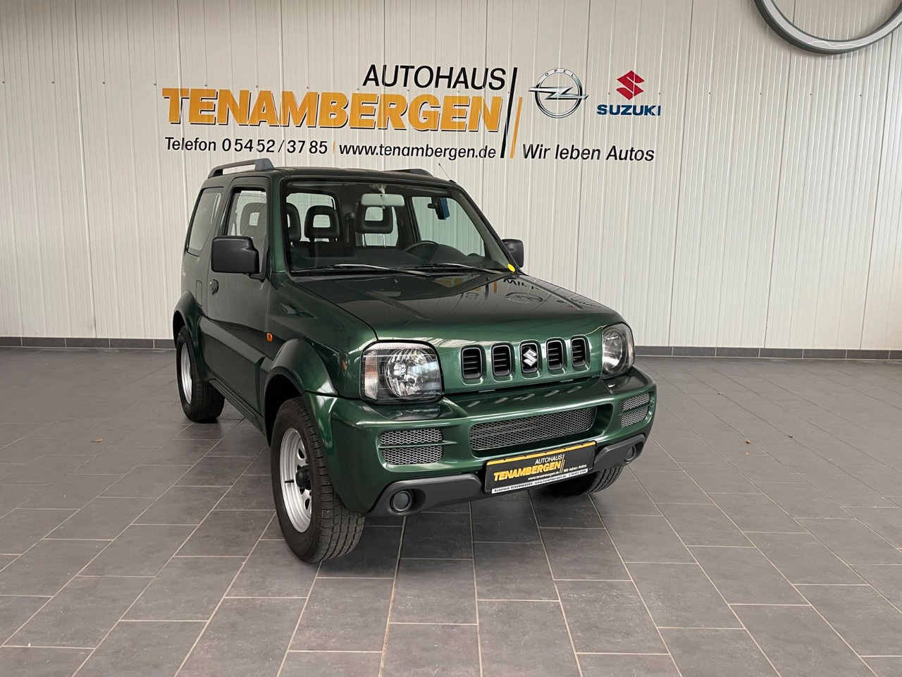 Suzuki Jimny 1.3 Allrad Ranger - سيارة دفع رباعي: صورة 1 Suzuki Jimny 1.3 Allrad Ranger - سيارة دفع رباعي: صورة 1